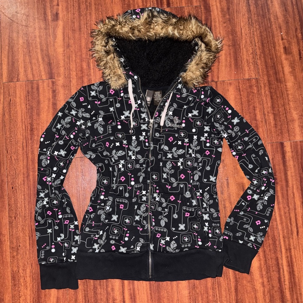Y2K Element Black Hoodie with Pink and Gray Details